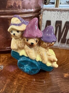 RARE Vintage Hagen Renaker Beachstone Ceramic Bears in a Wheelbarrow Figurine